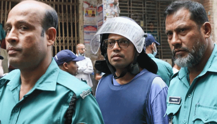 স্ত্রীসহ পলকের আয়কর নথি জব্দের আদেশ