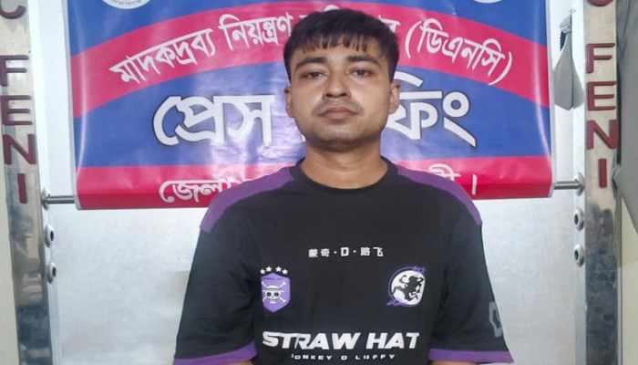 ​ফেনীর দাগনভূঞায় ইয়াবাসহ যুবক আটক