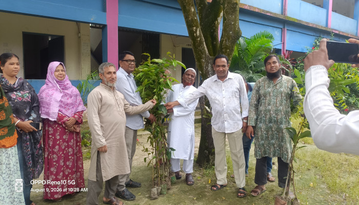 ​এসএসসি ফলাফলে ফেনী গার্লস ক্যাডেট কলেজের ৫৬ জনের ৫৫ জনই জিপিএ-৫