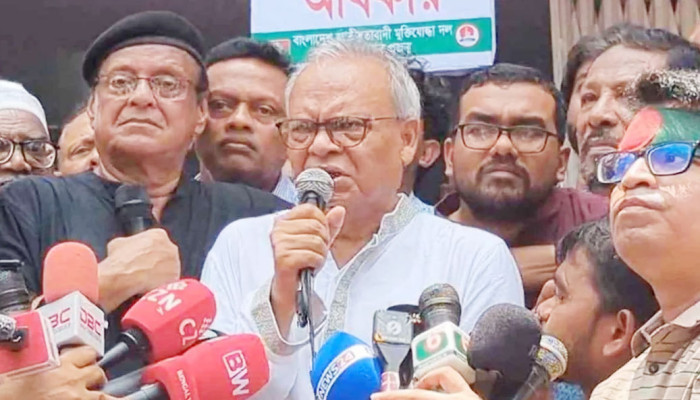 আওয়ামী লীগের কৃপা পেতে জামায়াতে ইসলামী সব সময় চেষ্টা করে: রিজভী