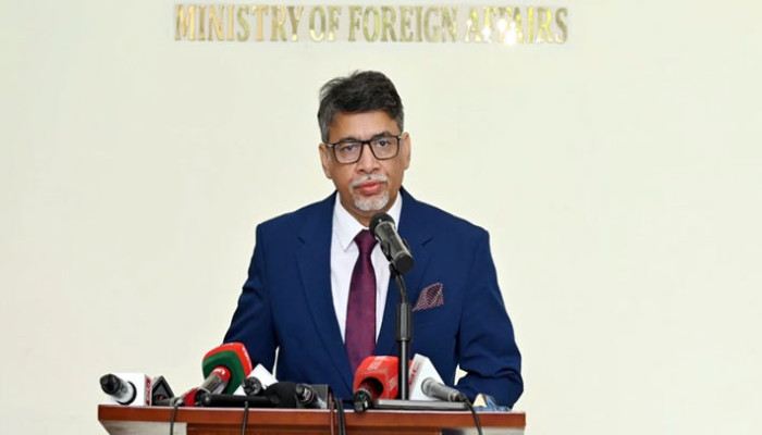প্রধানমন্ত্রীর ভারত সফরের জন্য অনুকূল পরিবেশ চায় ঢাকা