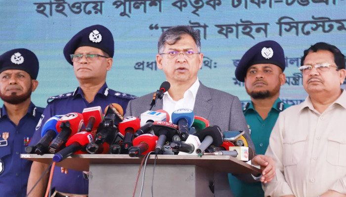 পর্যায়ক্রমে সব মহাসড়কে ‘অটো ফাইন সিস্টেম’ চালুর ঘোষণা স্বরাষ্ট্রমন্ত্রীর