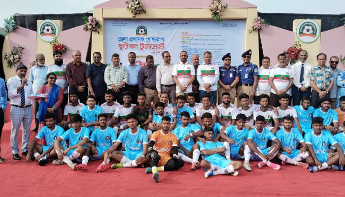 ময়মনসিংহে জেলা প্রশাসক গোল্ডকাপ ফুটবল টুর্নামেন্ট শুরু