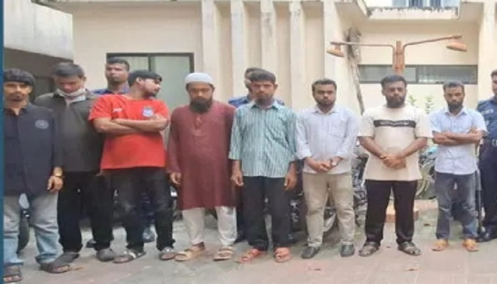 কিশোরগঞ্জে পুলিশের জালে ১৭ দালাল