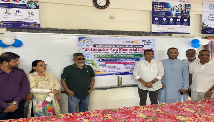 ​গাজীপুর সিটিতে একটি স্কুলে পাঠাগার তৈরী করে দিল রোটারী ক্লাব