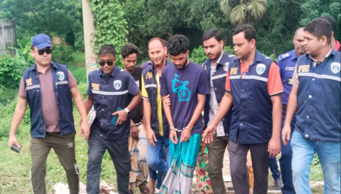 গাজীপুরে খণ্ডিত নারীর মরদেহের পরিচয় শনাক্ত, হত্যার রহস্য উদঘাটন, গ্রেপ্তার ৩