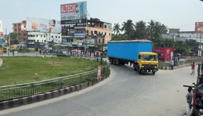 ‎কঠোর নিরাপত্তার মধ্য দিয়ে রূপপুর বিদ্যুৎ প্রকল্পে পৌঁছেছে ইউরেনিয়াম