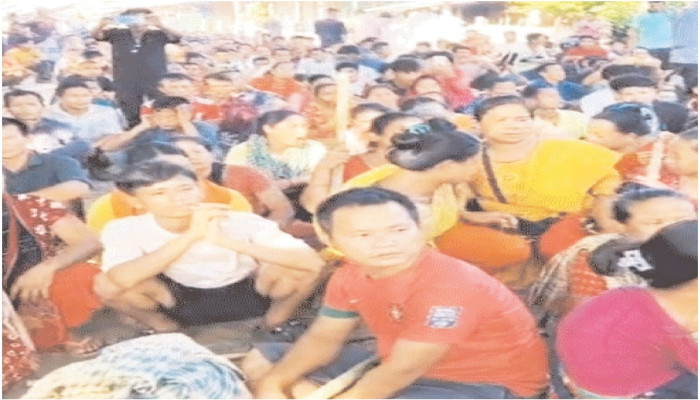 ১১ ঘণ্টা পর সাজেকে সড়ক অবরোধ প্রত্যাহার