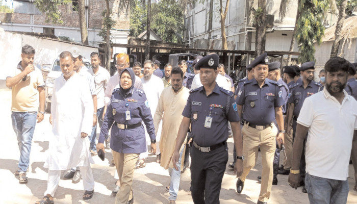 দোহারে আইন-শৃঙ্খলা ও নিরাপত্তা বিষয়ক মতবিনিময় সভা