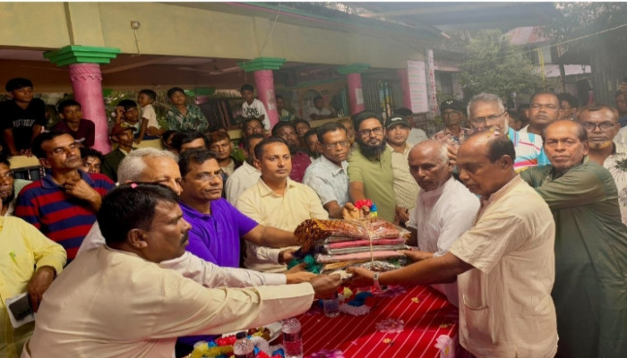 ​দুর্গাপূজায় সম্প্রীতির বার্তা এমপি সেলিমুজ্জামানের