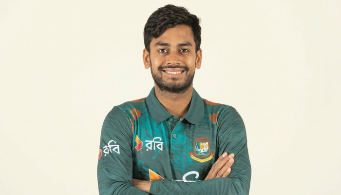 মিরাজকে নিয়ে সিমন্সের আশা