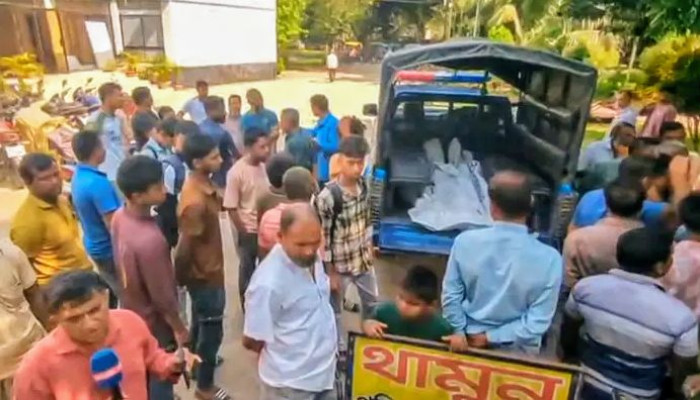 রংপুরে মাইকে ঘোষণা দিয়ে চোর আটক, গণপিটুনিতে দুজনের মৃত্যু