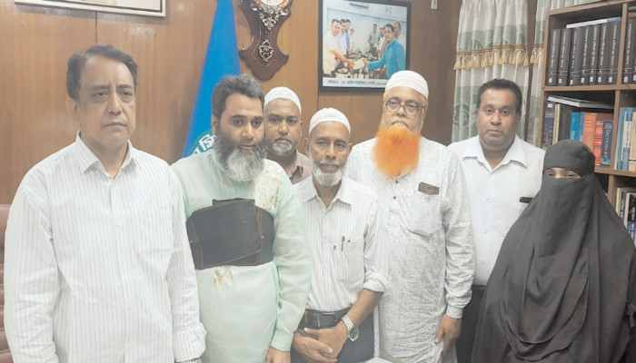 “নাগরিকদের জন্য আমরা” নেতৃবৃন্দ’র শুভেচ্ছা বিনিময়