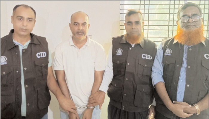 ঝিনাইদহের ব্যবসায়ী সুলতান হত্যা মামলার প্রধান আসামী চঞ্চল ১৩ বছর পর গ্রেফতার
